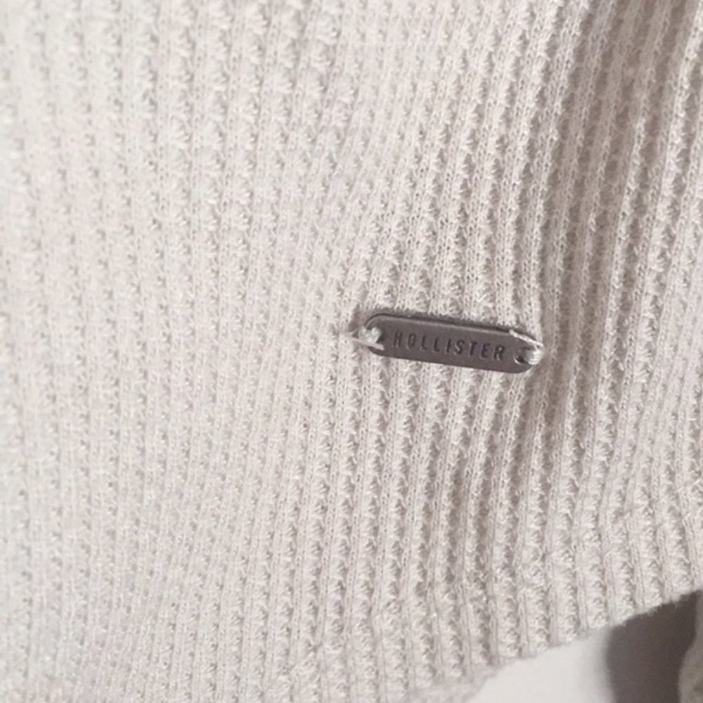 Hollister Waffle Knit Tie-Front Henley Top, Size S - Picture 5 of 5